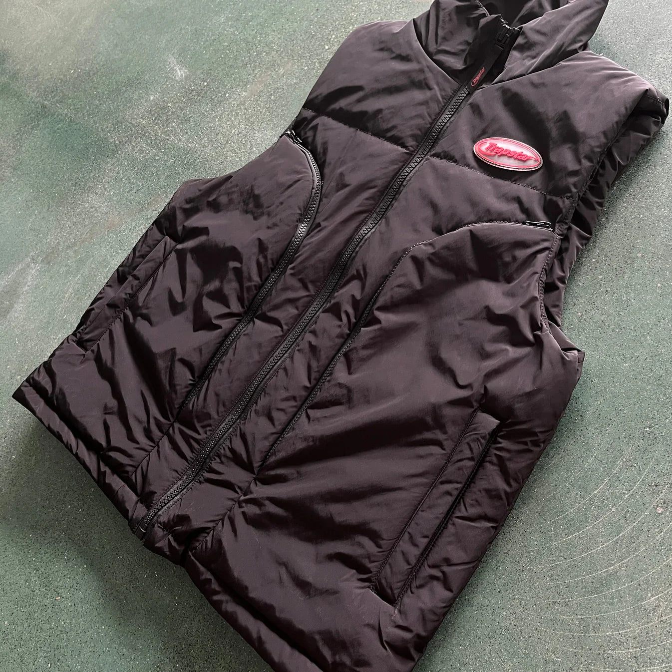 Trapstar Hyperdrive Sleeveless Jacket - Black/Red