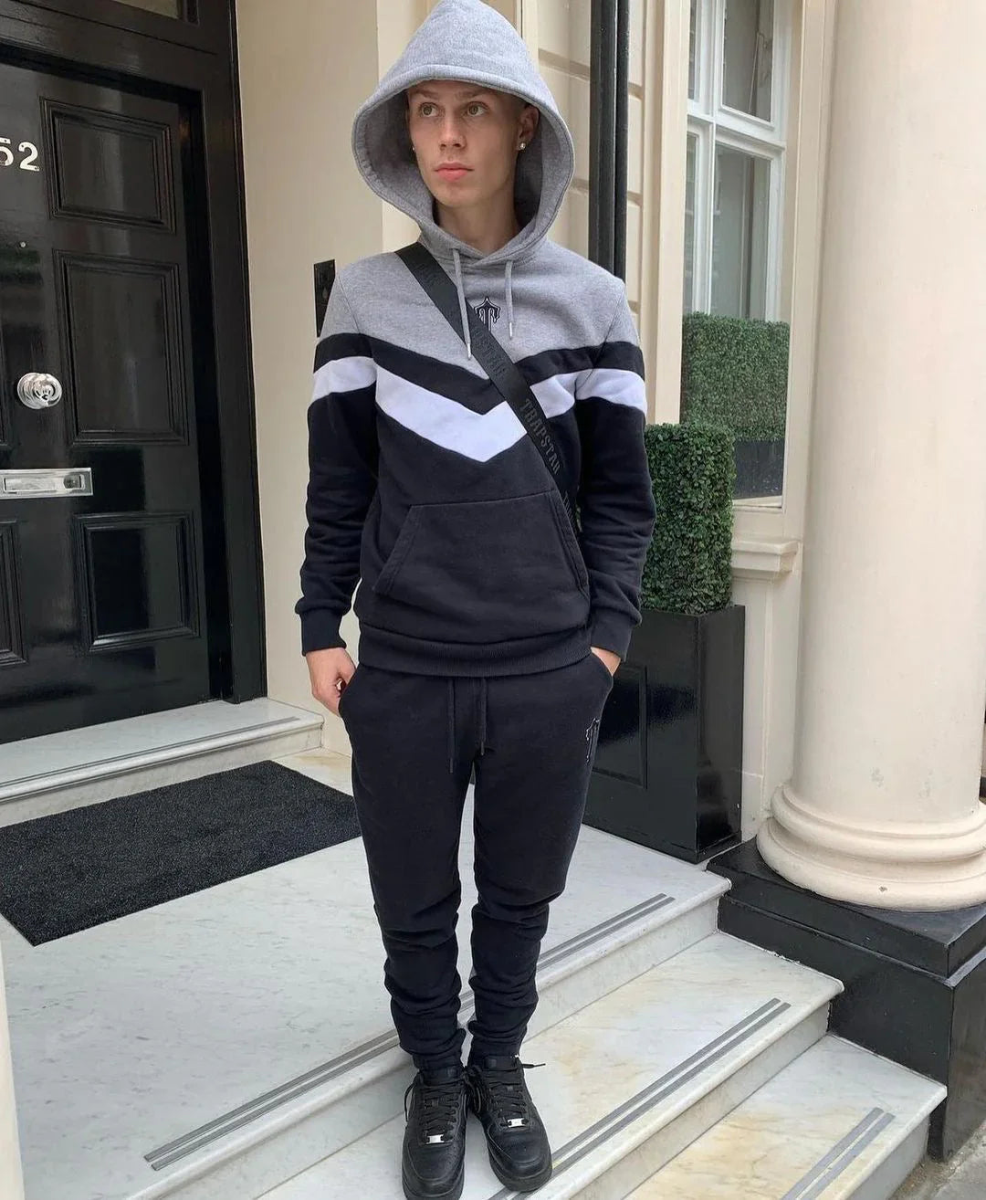 Trapstar V-Stripe Tracksuit - Black/Grey