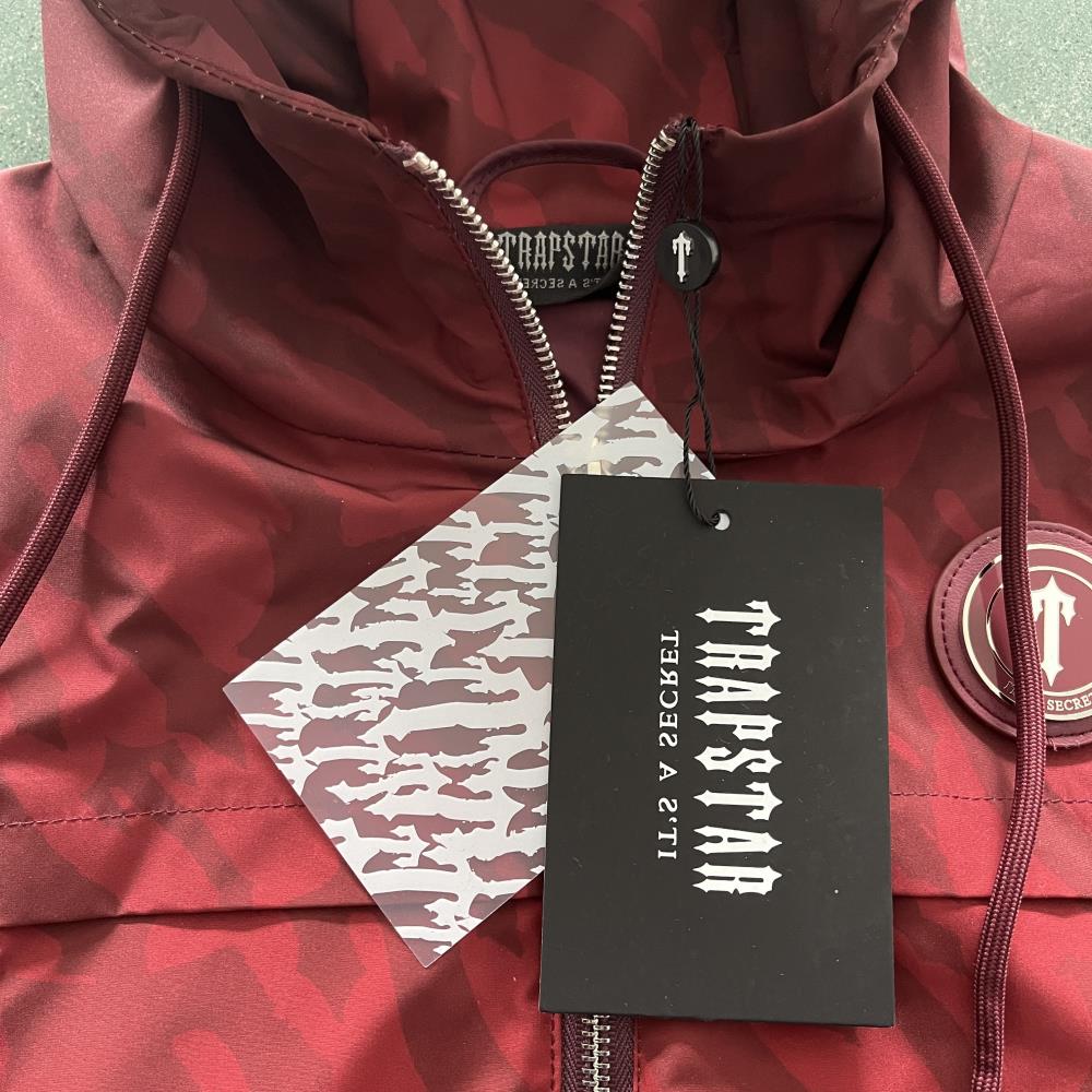 Trapstar Women's Irongate T Windbreaker - Red