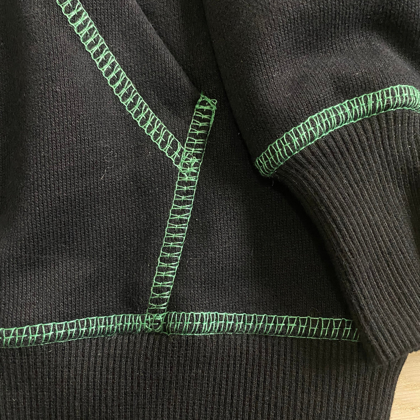 CORTEIZ Alcatraz Hoodie - Black/Green