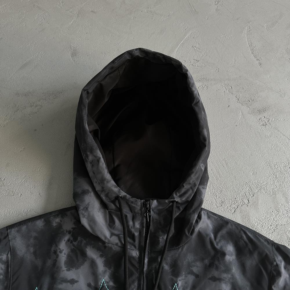 Trapstar Washed Arch Windbreaker - Black