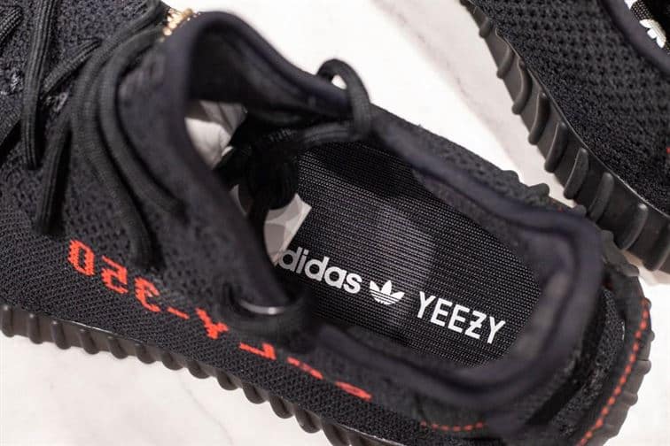 Yeezy Boost 350 V2 - Black Red