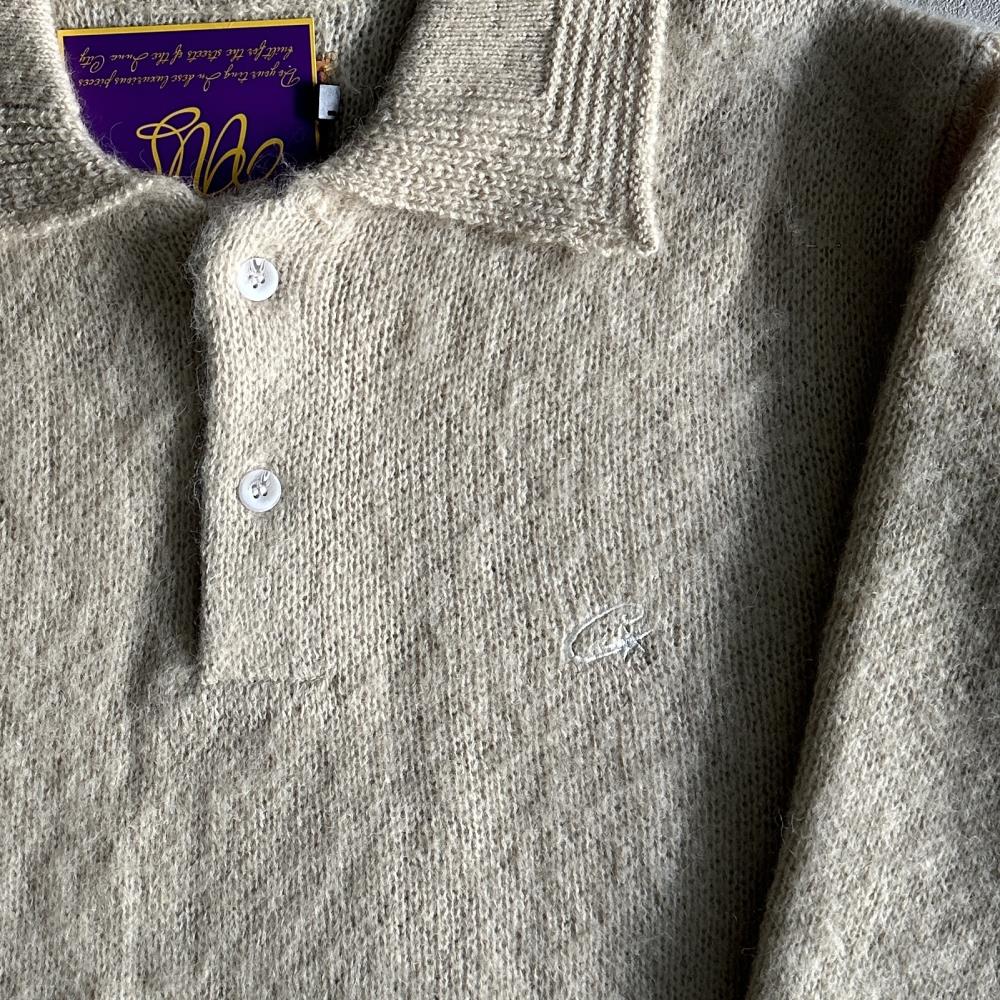 CORTEIZ More Hair Fuzzy Collar Sweater - Cream