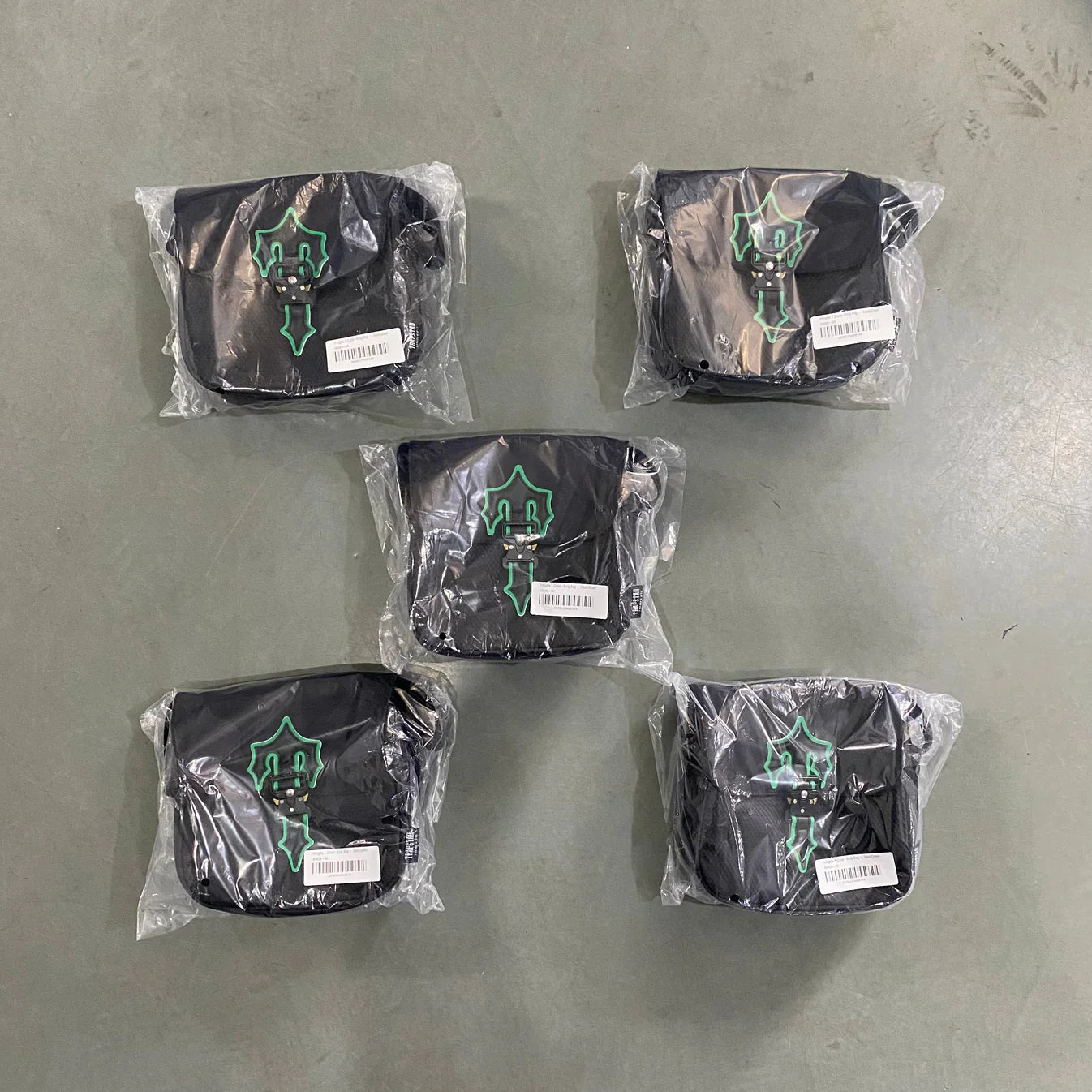 Trapstar Messenger Bag 1.0 - Black/Green