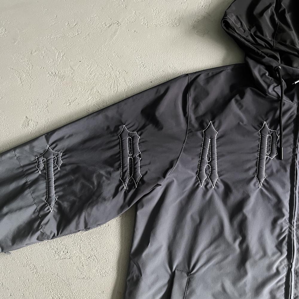 Trapstar Outline Arch Windbreaker - Black