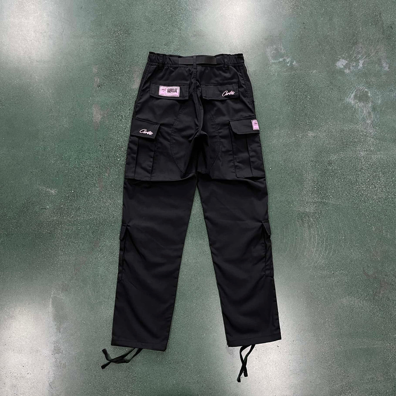 CORTEIZ Island Cargo Pants - Black/Pink