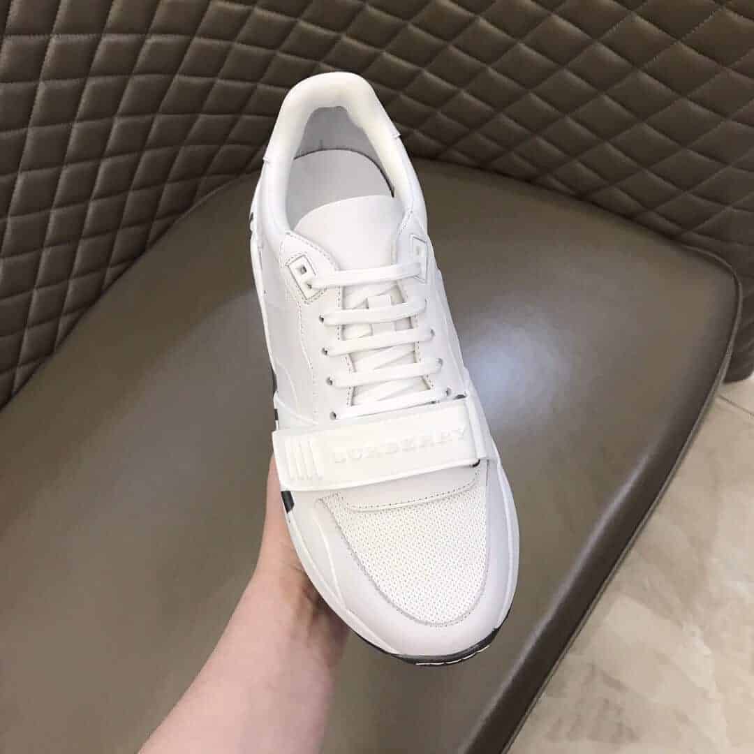 Burberry Kingdom Print Sneakers - White
