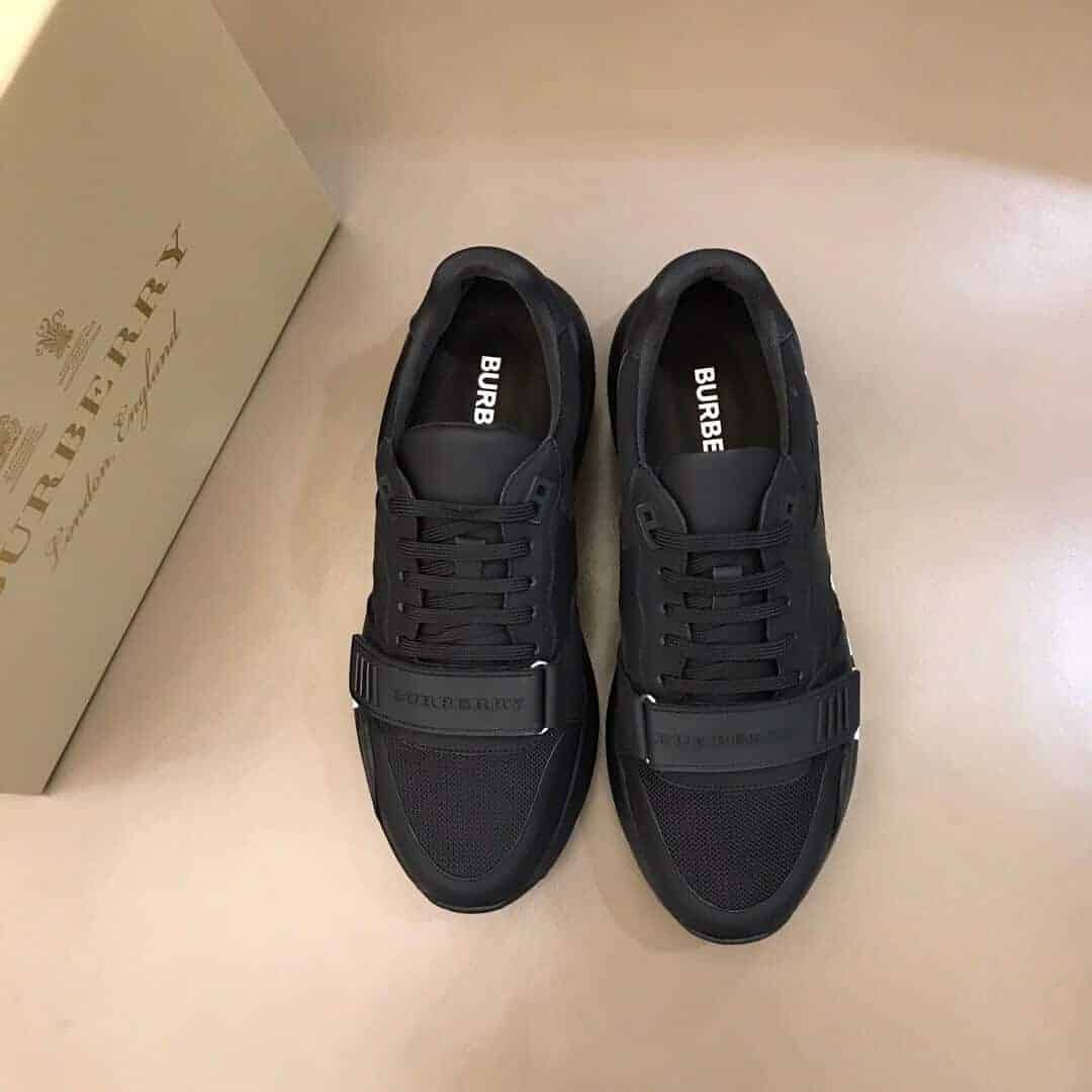 Burberry Regis  Lace-Up Sneakers - Black