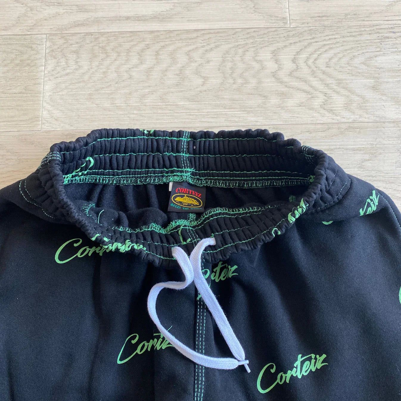 CORTEIZ All Over Print Joggers - Black/Green