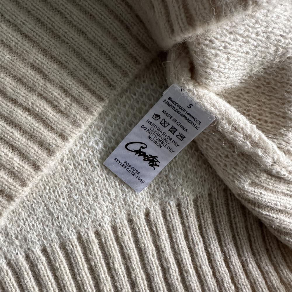 CORTEIZ More Hair Fuzzy Collar Sweater - Cream