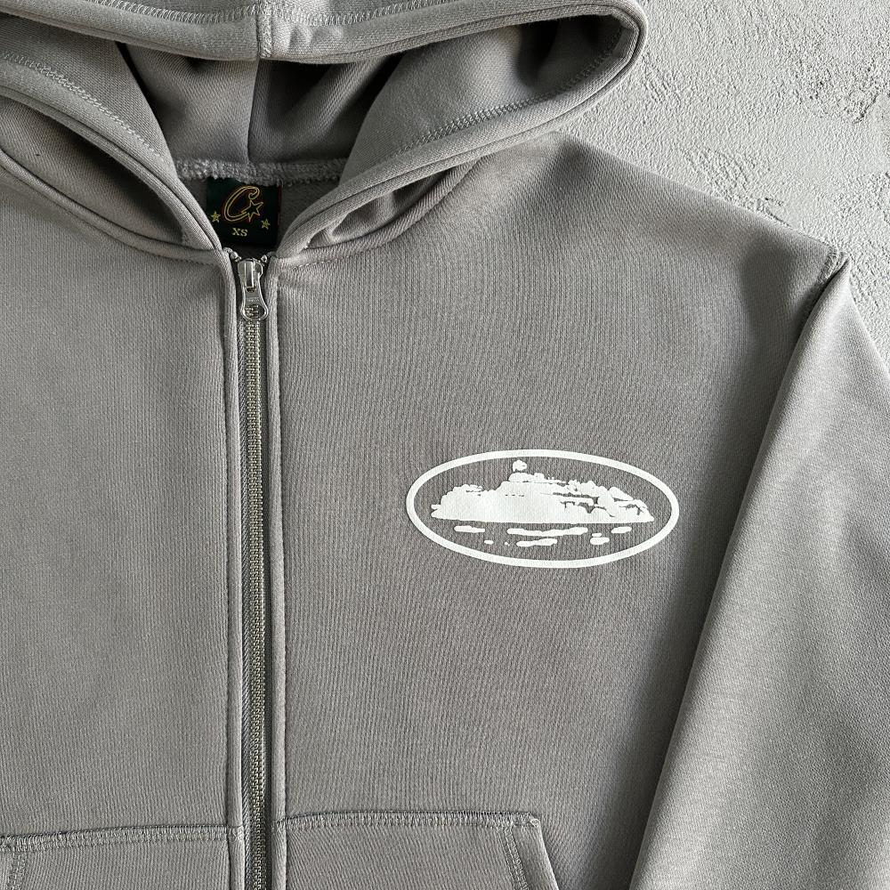 CORTEIZ Grey Island Puff Print Zip Set