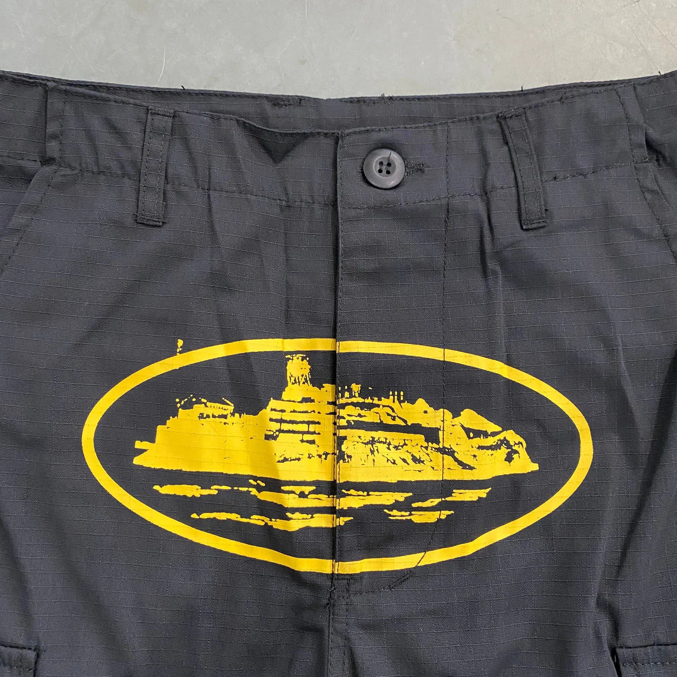 CORTEIZ Mula Guerillaz Shorts - Black/Yellow