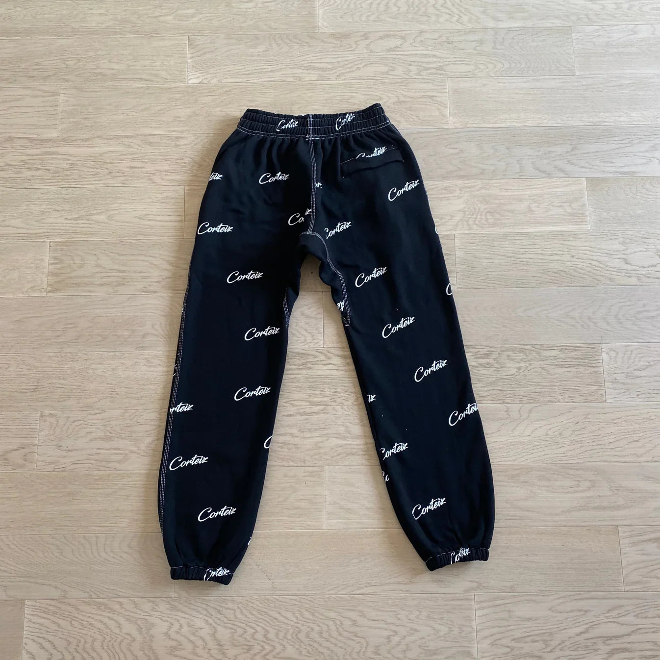 CORTEIZ All Over Print Joggers - Black/White