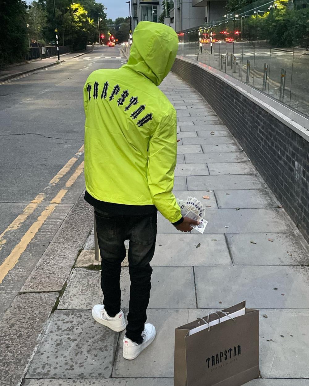 Trapstar Irongate T Windbreaker - Lime