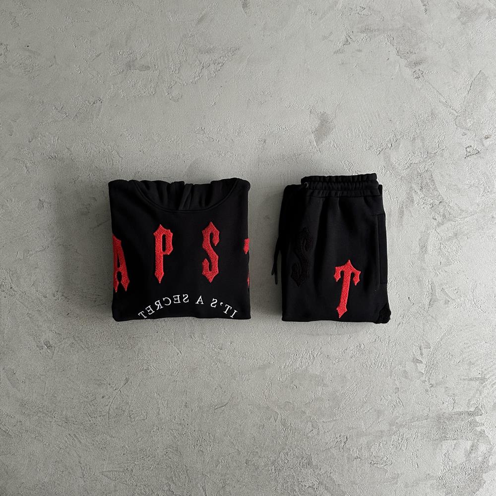 Trapstar Irongate Arch Chenille - Black/Red