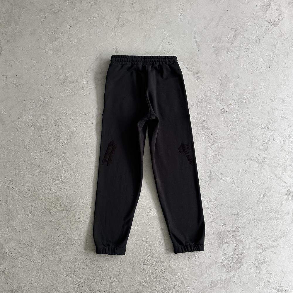 Trapstar Irongate Arch Chenille - Black/Red