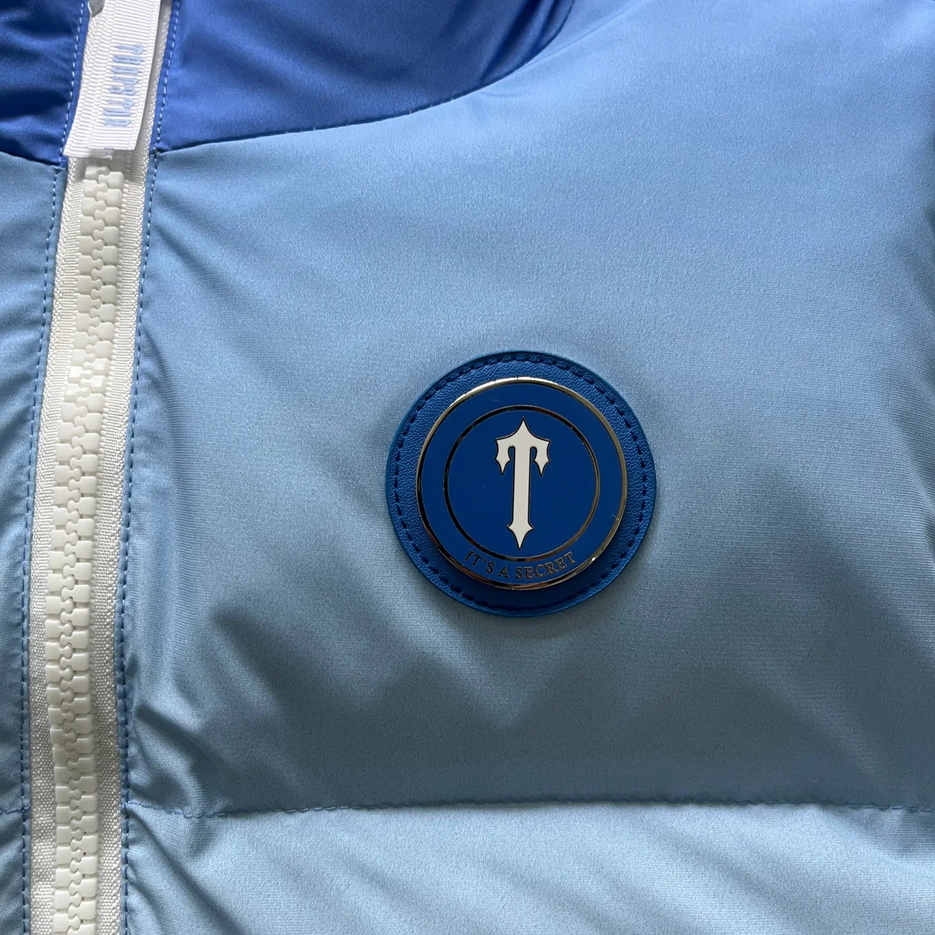 Trapstar Irongate Badge Gilet - Ice Blue
