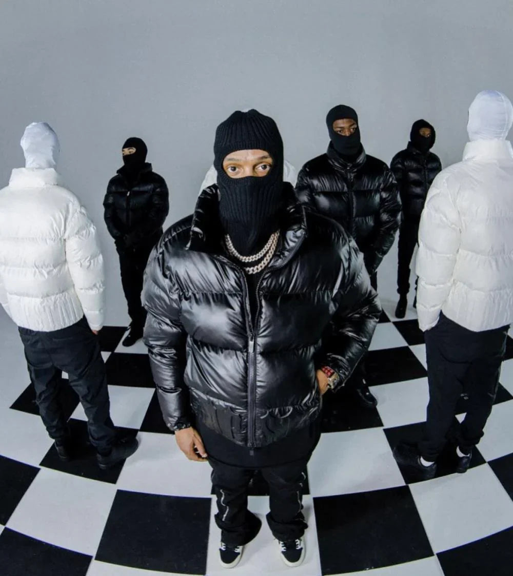 Trapstar Irongate Embossed Puffer Jacket - Black/White
