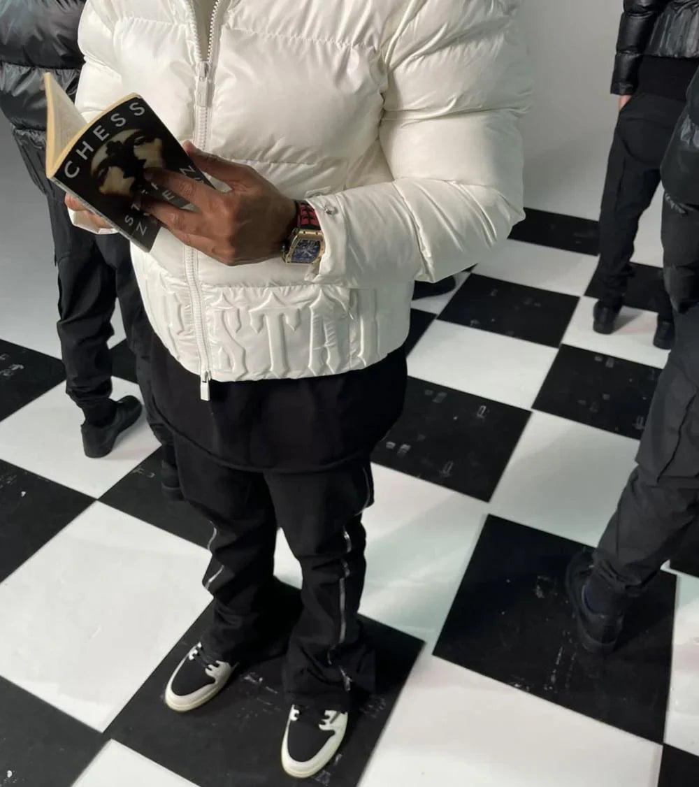 Trapstar Irongate Embossed Puffer Jacket - Black/White