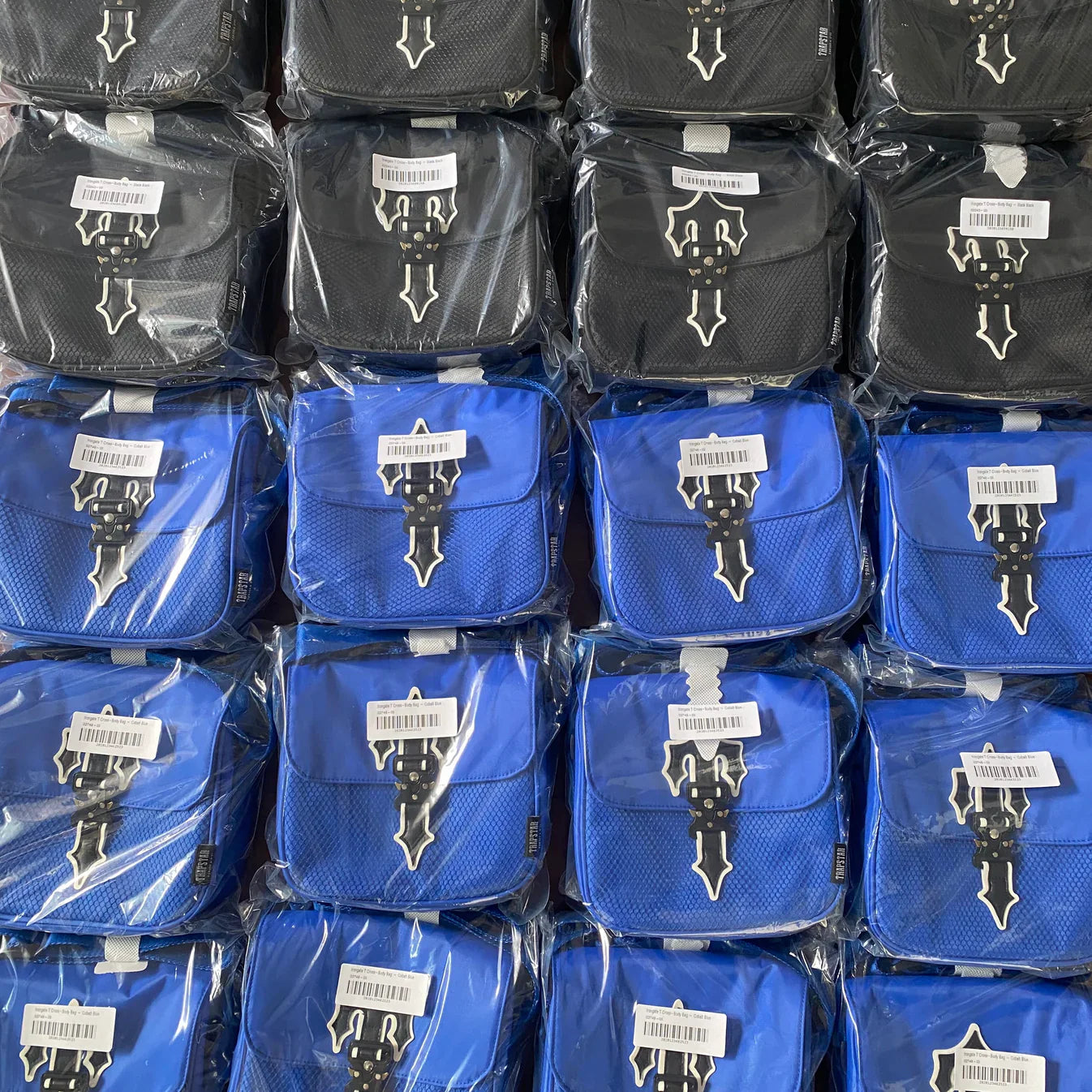 Trapstar Irongate T Crossbody Bag - Black/Blue