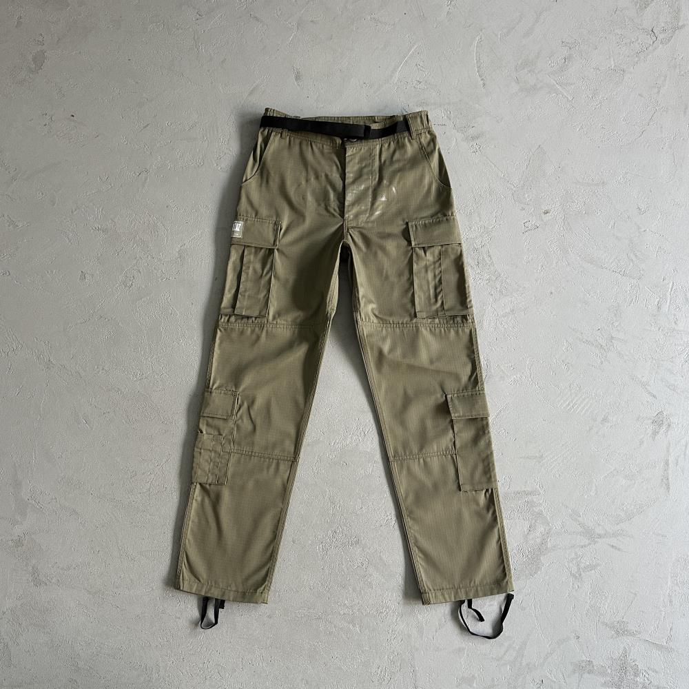 CORTEIZ Logo Patch Cargo Pants - Military Green