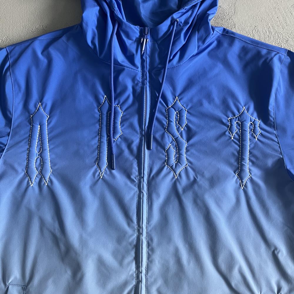 Trapstar Outline Arch Windbreaker - Sky Blue