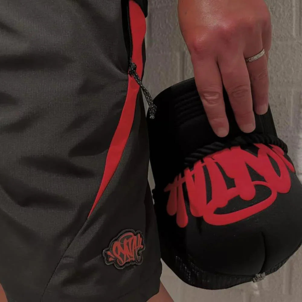 Syn Trucker Cap - Black/Red
