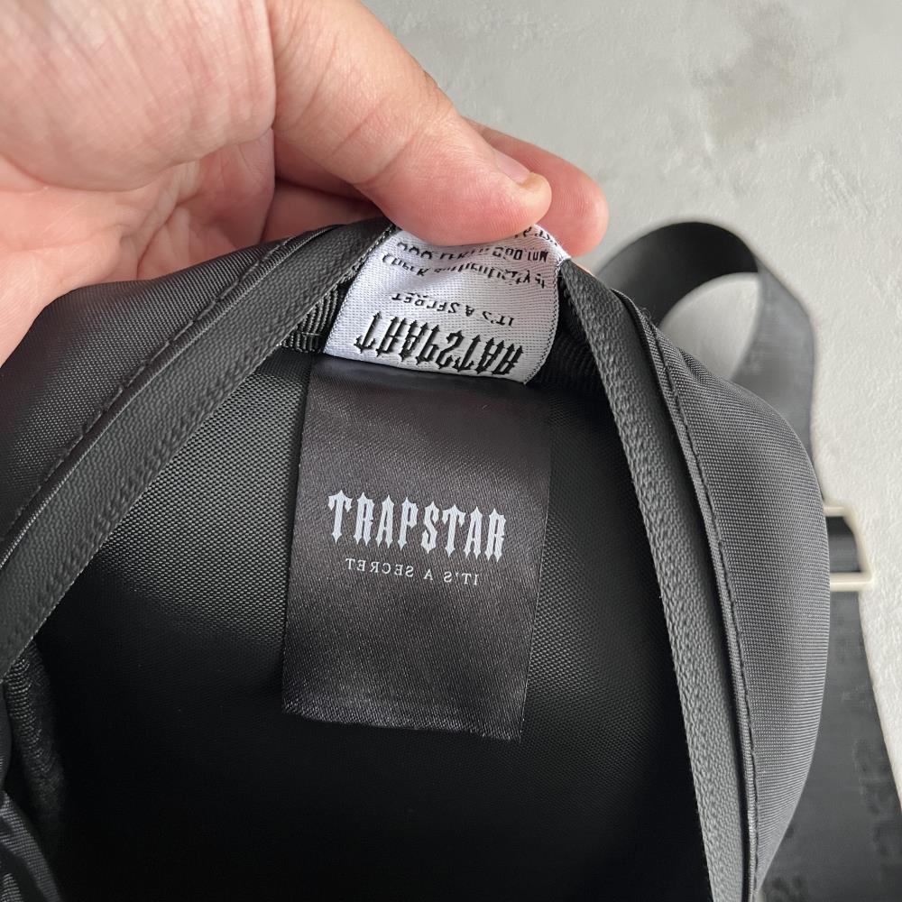 Trapstar Small T Crossbody Bag - Black