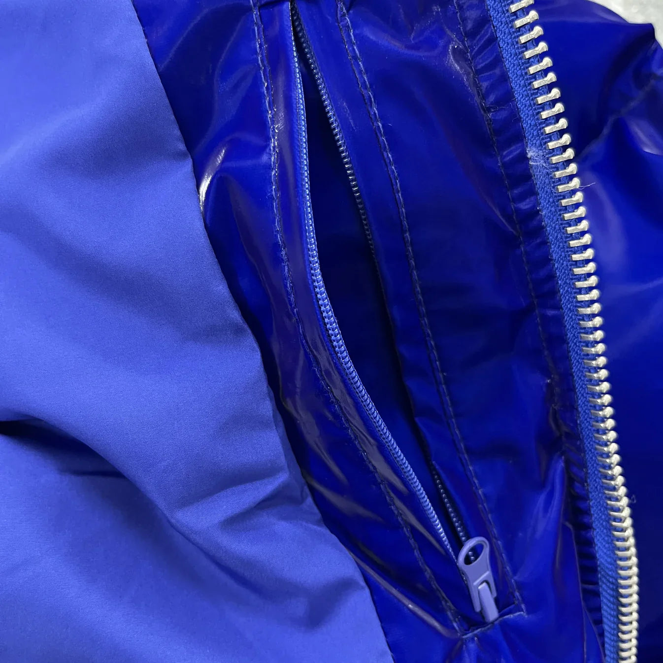 Trapstar Irongate T Shiny Puffer Jacket - Blue