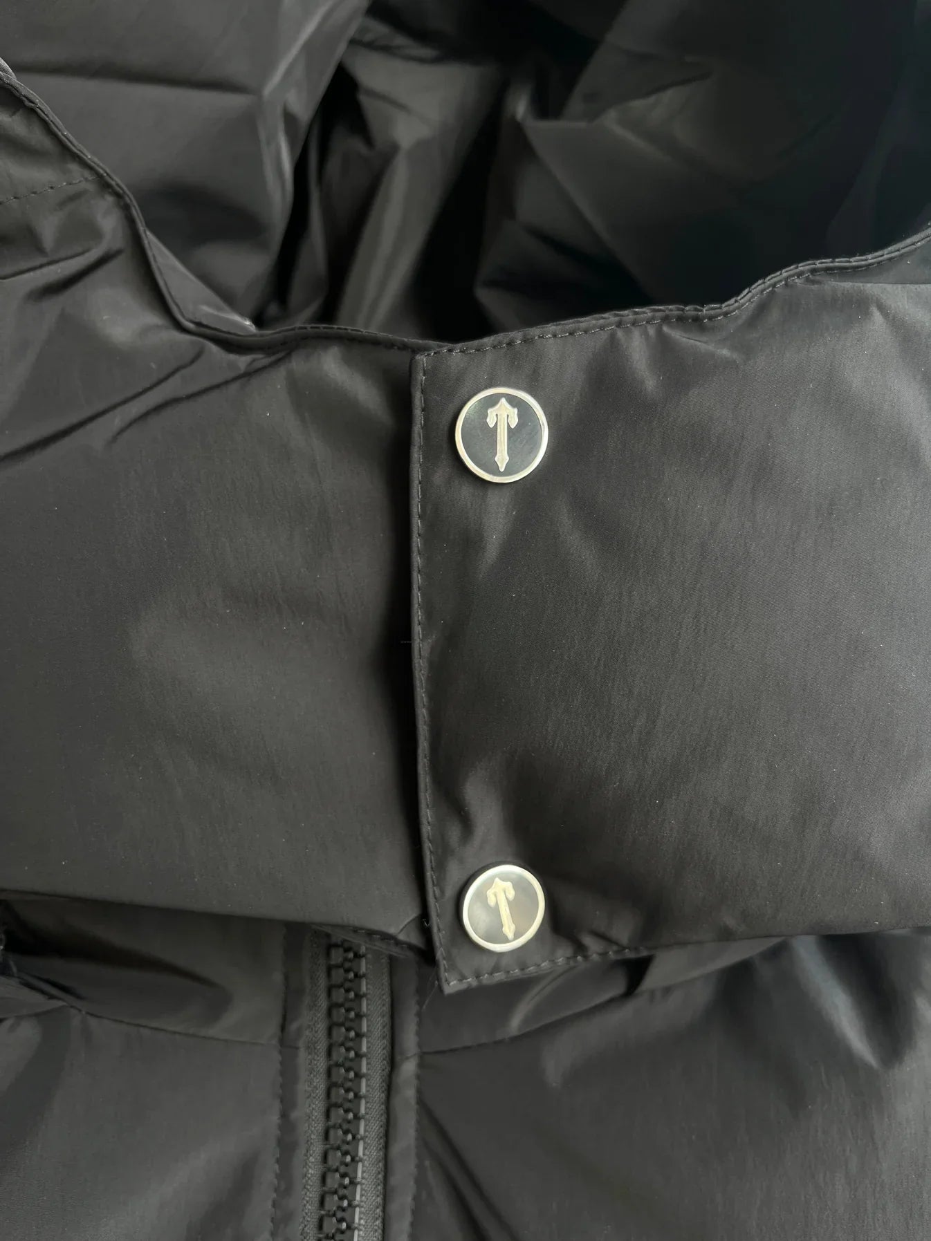Trapstar Women's Detachable Hooded Puffer - Black